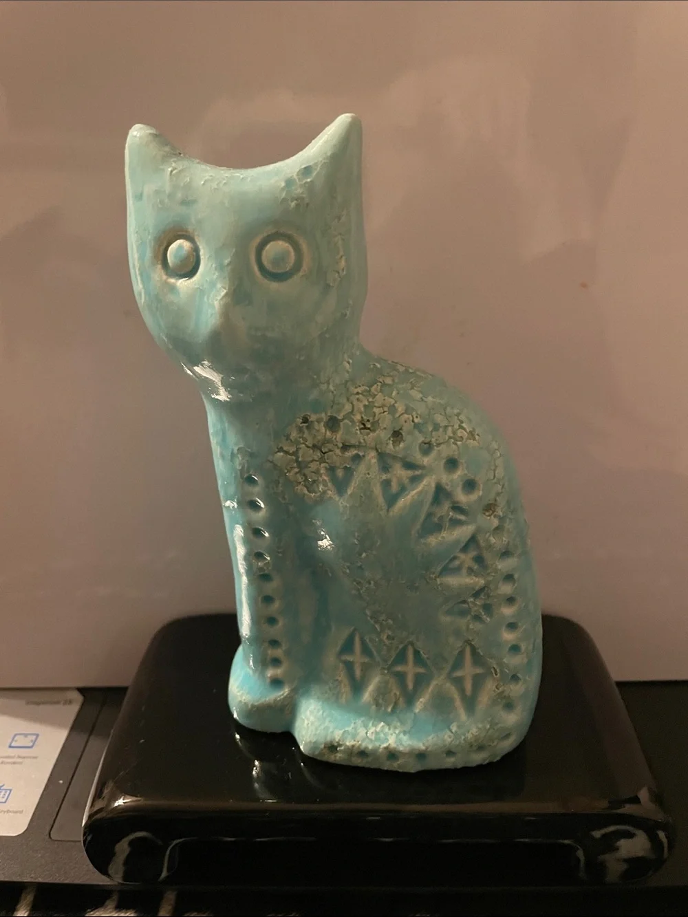 Glazed Turquoise Ceramic Cat Figurine Accent on Black Lacquered Ceramic Stand